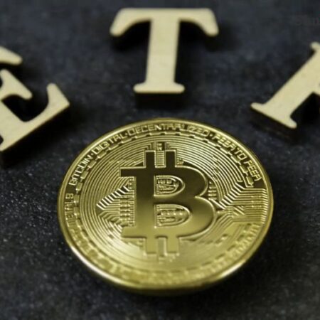Bitcoin ETF là gì? Có nên đầu tư Bitcoin ETF không? 