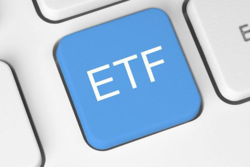 Nên đầu tư quỹ ETF nào